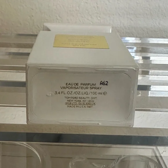 Tom Ford Soleil Blanc Eau de Parfum - Picture 4 of 6